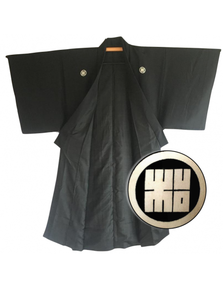 Men's vintage traditional japanese samurai kimono black silk Rin Montsuki