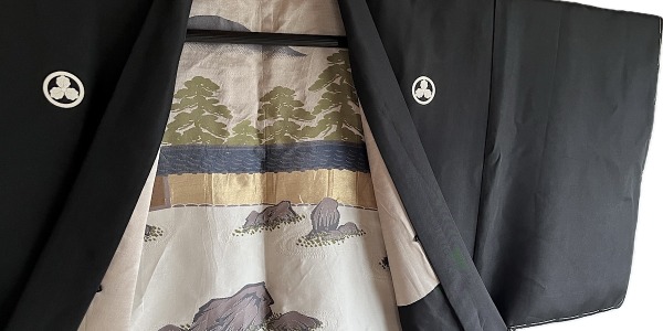 Haori homme moderne : Comment adapter ce vêtement traditionnel à un style contemporain ?